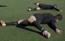 Fussball – Kopfballtraining: Beweglichkeit – Mobilisieren 3