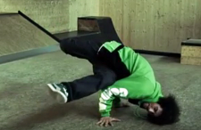 Freestyle – Breakdance: Baby Freeze