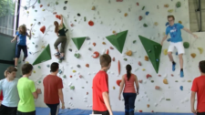 Escalade à l’école – Bloc: Challenge: Jump