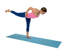 Yoga – En équilibre sur une jambe (B2): Guerrier III