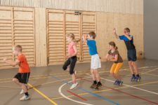 J+S-Kindersport – Nationalturnen: Lektion 12 – Weitsprung: «Känguru»