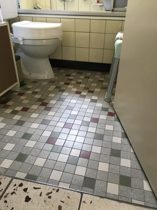 Umbau Badezimmer, Vorher: Enge Verhältnisse