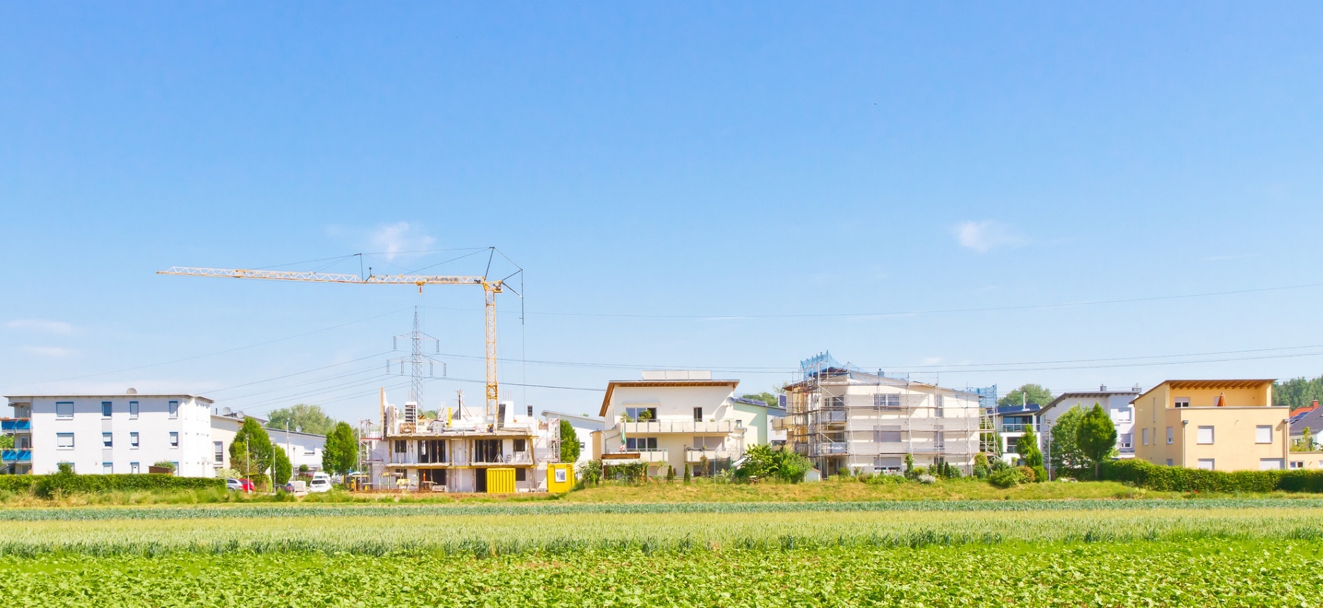 Kauf ab Plan: Neubau auf der grünen Wiese (Bild: fotolia)