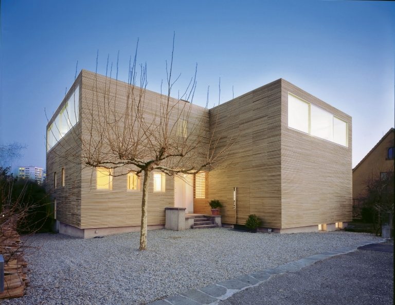 Holzbau: Häuser aus Schweizer Holz