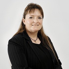 Eliane Kaiser, Leiterin Immoshop / Patentierte Grundbuchverwalterin, HEV Verwaltungs AG Immoshop Werdenberg-Sarganserland