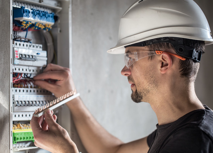 Temporärbüro Elektroinstallateur Luzern bei STA Jobs