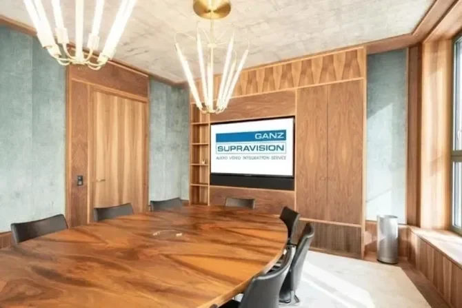 Raiffeisen Zürich Flughafen: Diskrete High-End Medientechnik für höchste Beratungsqualität