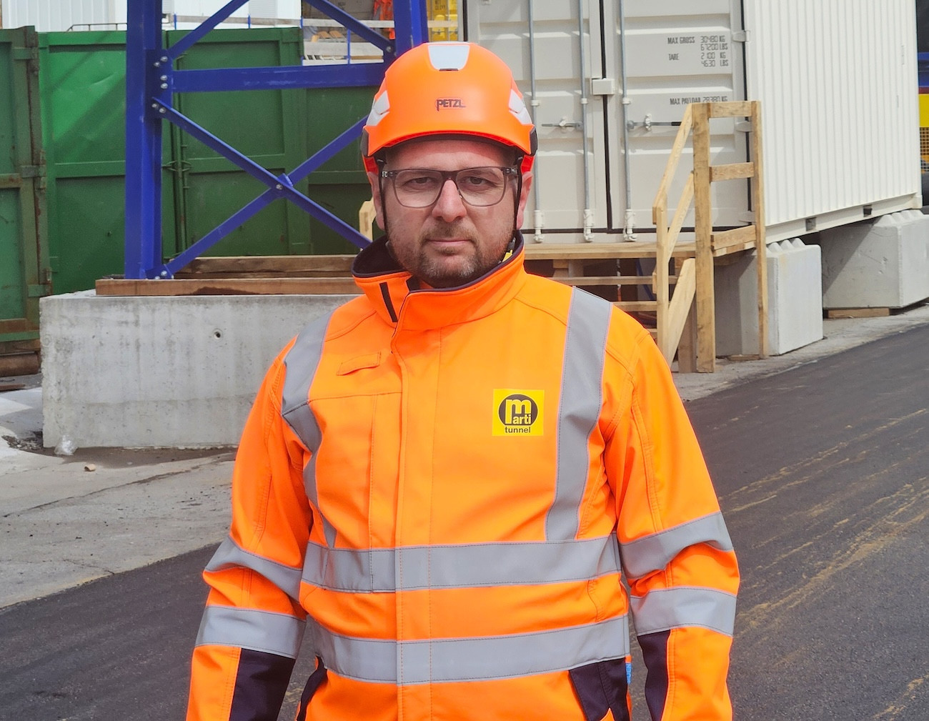Italienischer Elektriker im Einsatz: Giuseppe Anello über Berufung und die zweite Gotthard-Röhre